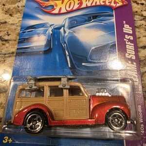 Red and Tan 1940s Woodie Toy Car